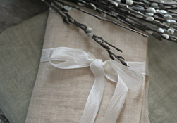 Basketful of Springtime Linen Pak